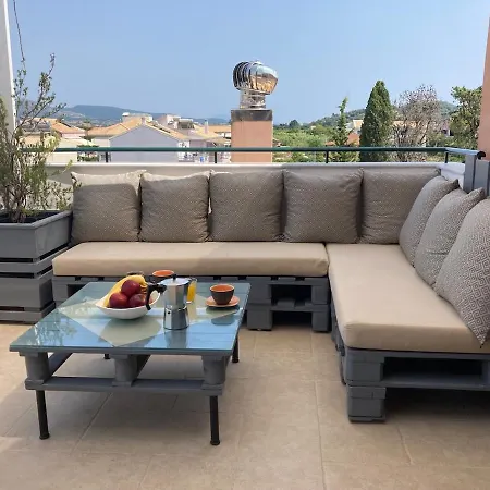 Nostos Apartman
